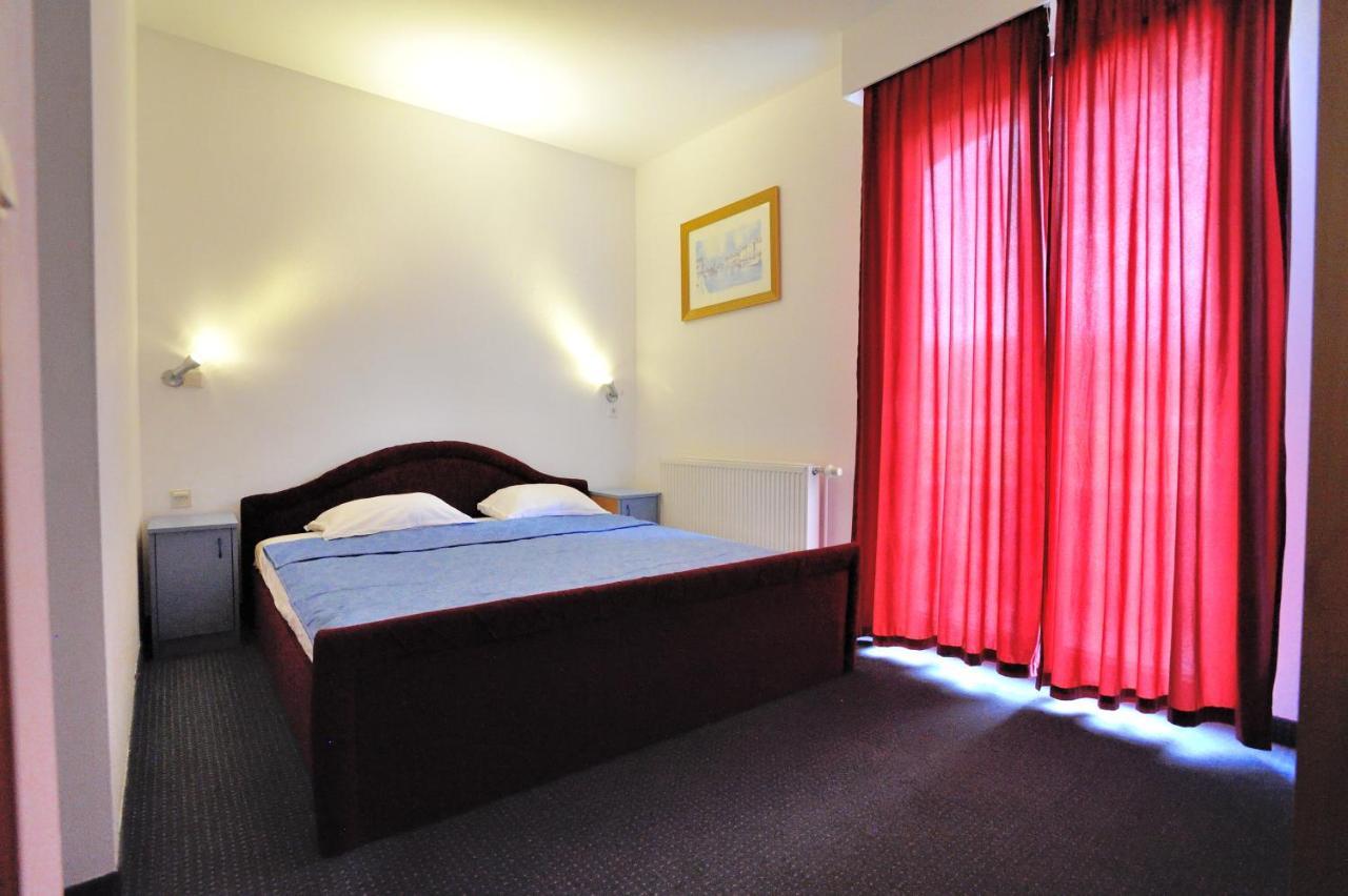 Hotel Lav Neum Eksteriør billede