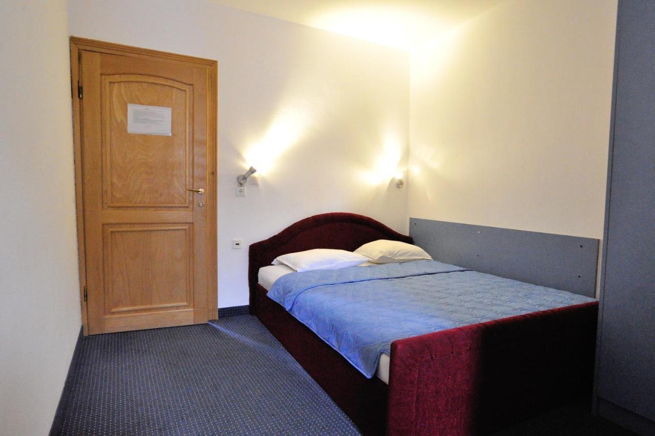 Hotel Lav Neum Eksteriør billede