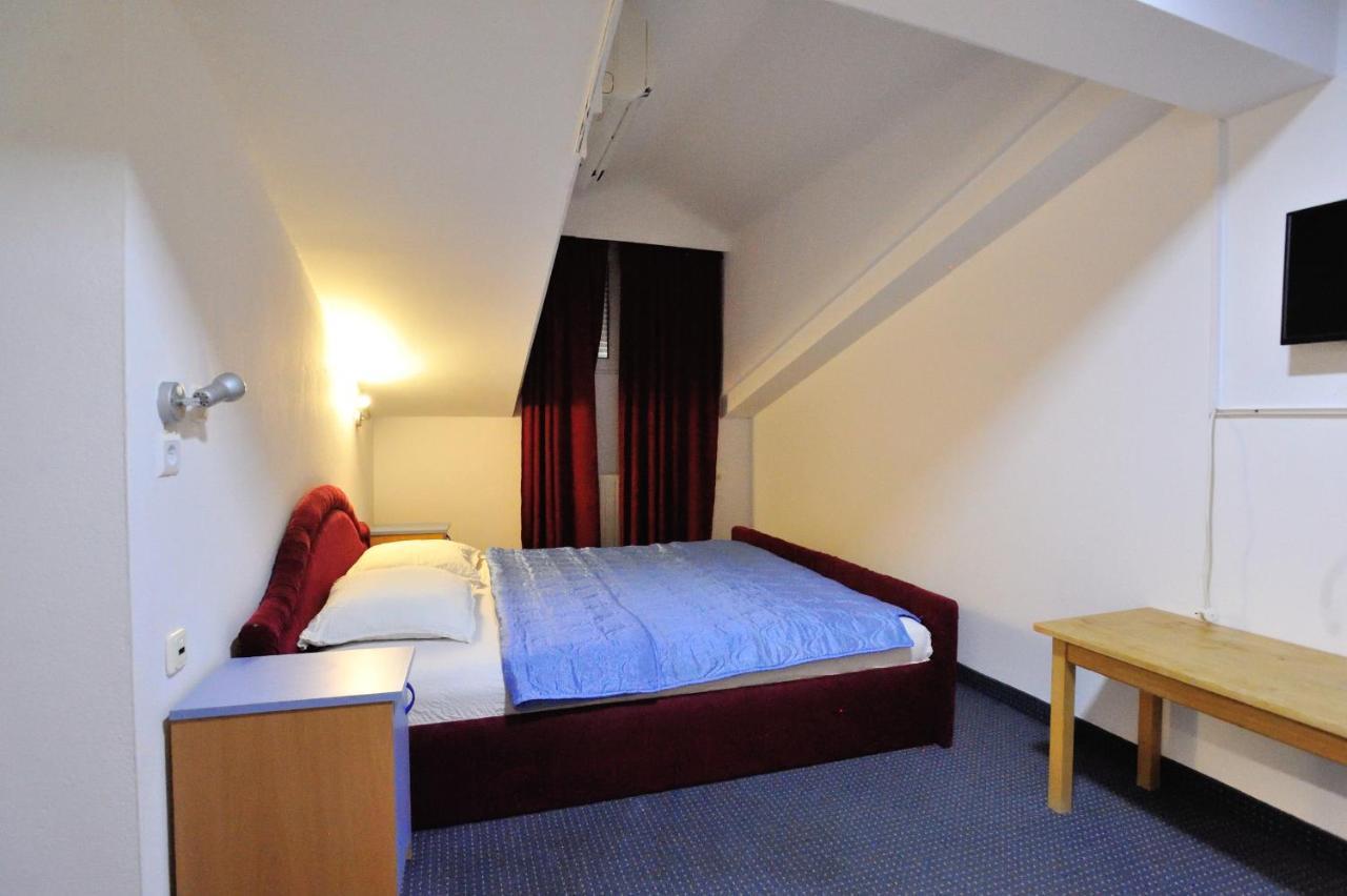 Hotel Lav Neum Eksteriør billede