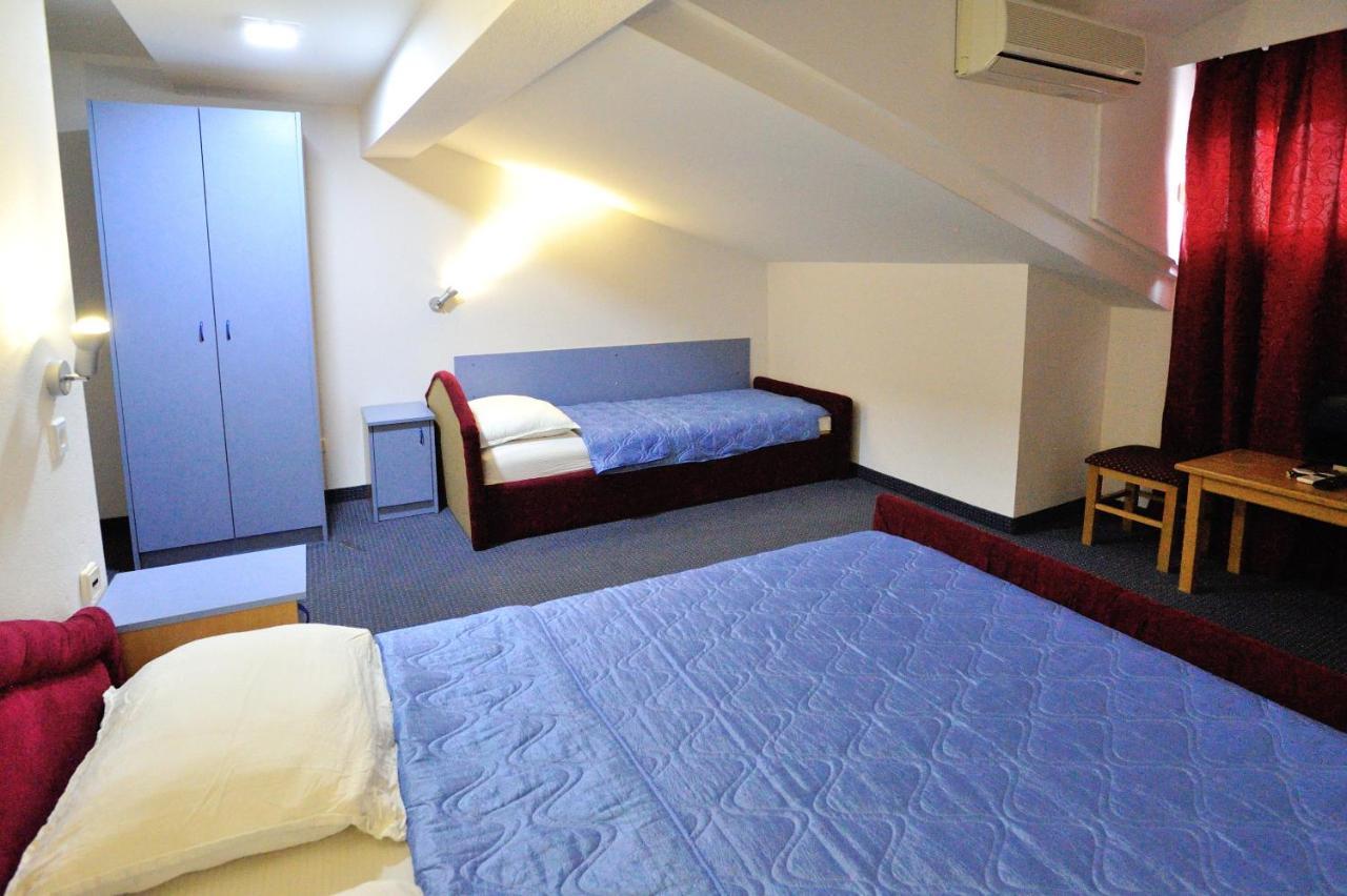 Hotel Lav Neum Eksteriør billede
