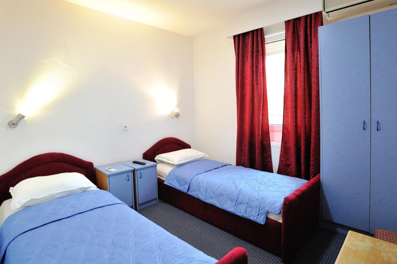 Hotel Lav Neum Eksteriør billede