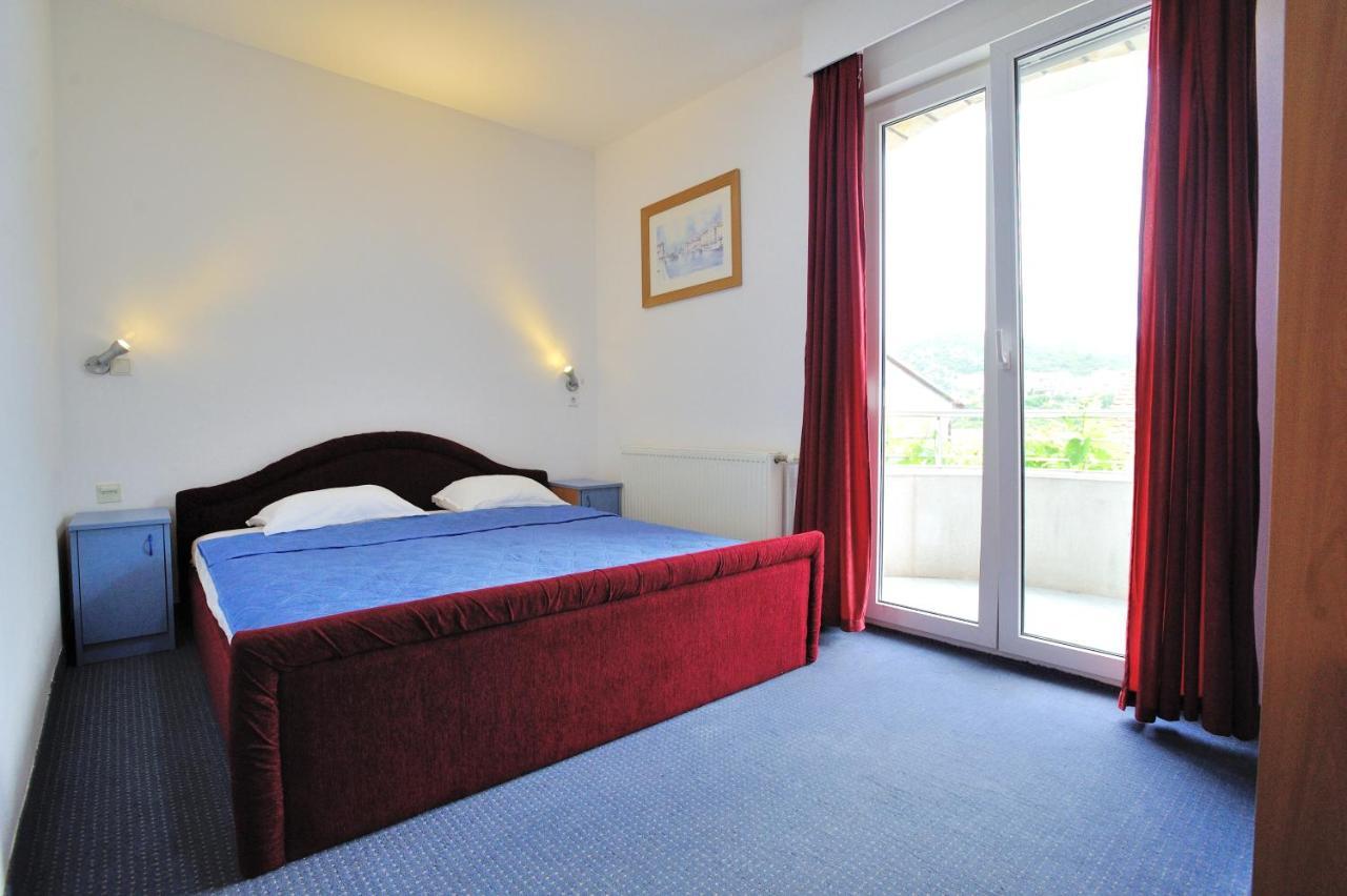 Hotel Lav Neum Eksteriør billede