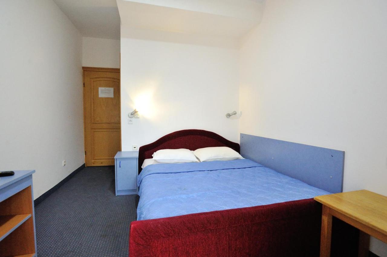Hotel Lav Neum Eksteriør billede