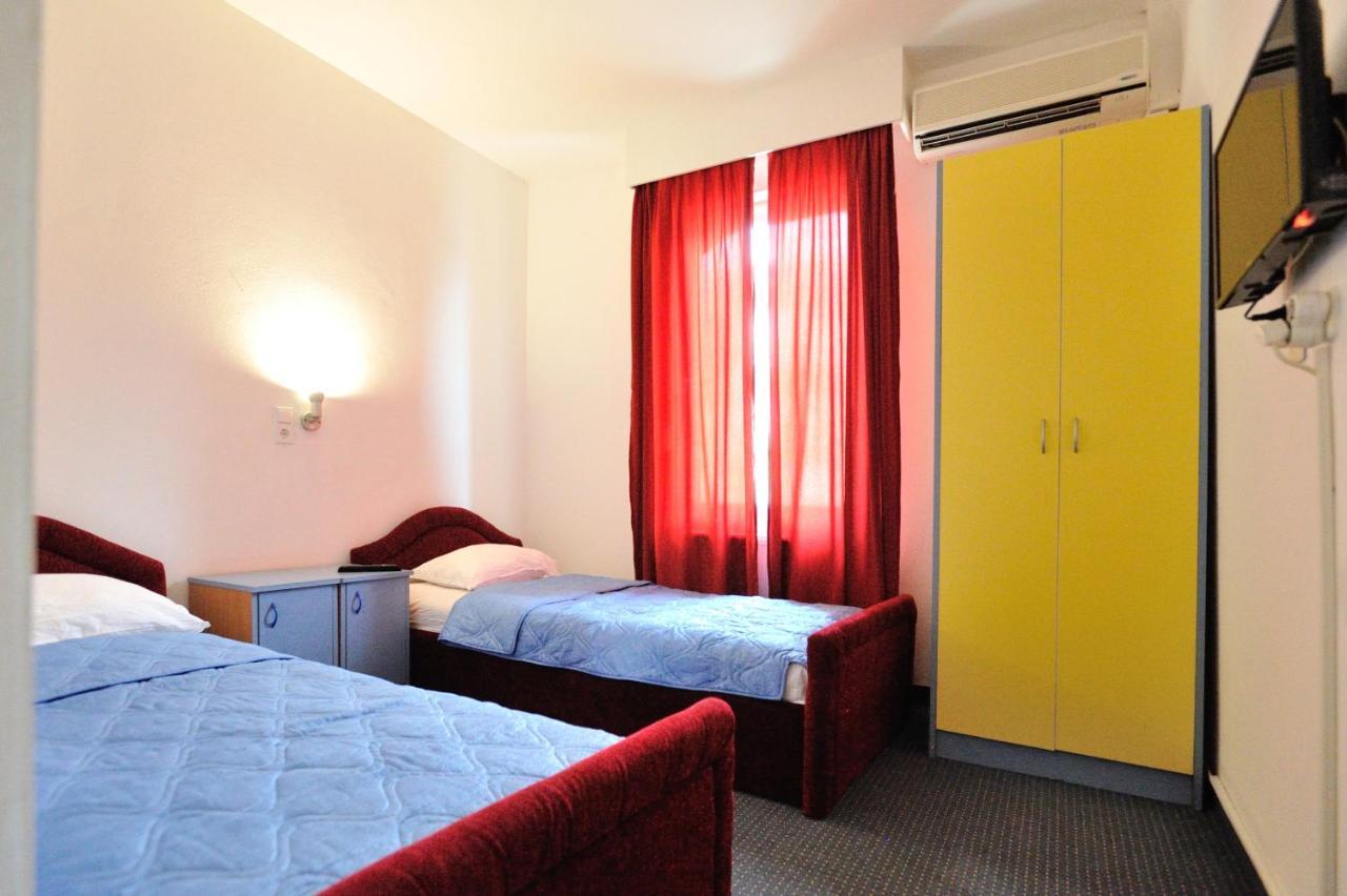 Hotel Lav Neum Eksteriør billede