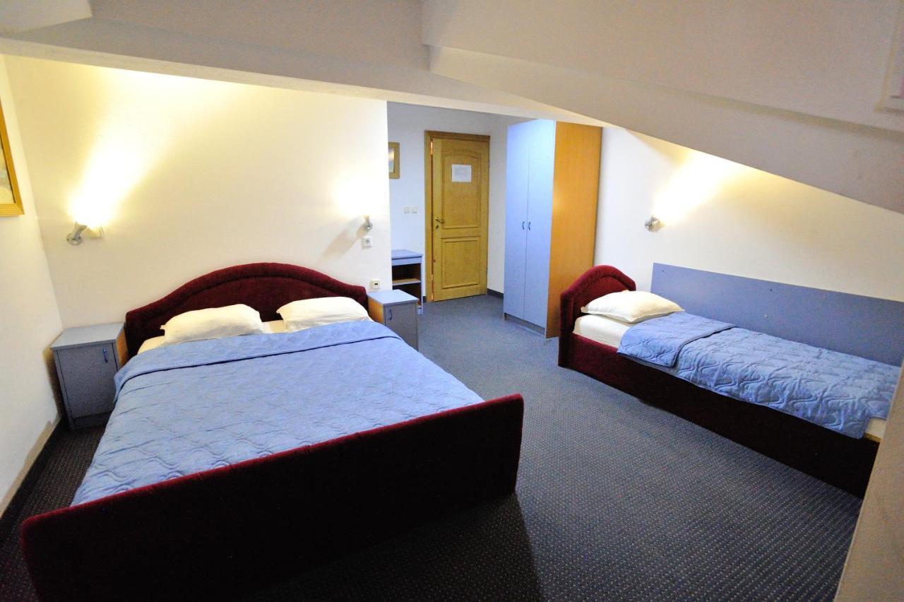 Hotel Lav Neum Eksteriør billede