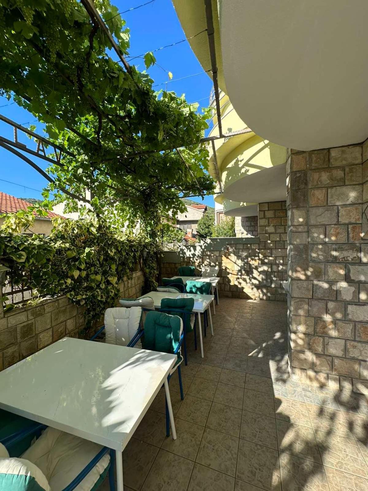 Hotel Lav Neum Eksteriør billede
